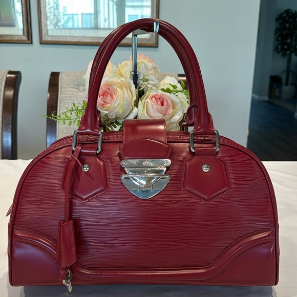 Authentic Louis Vuitton Montaigne Bowling Epi bag - Picture 1 of 16